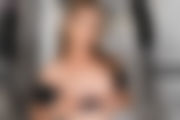 chloe-toy-wankitnowvr-galleries-1111.jpg